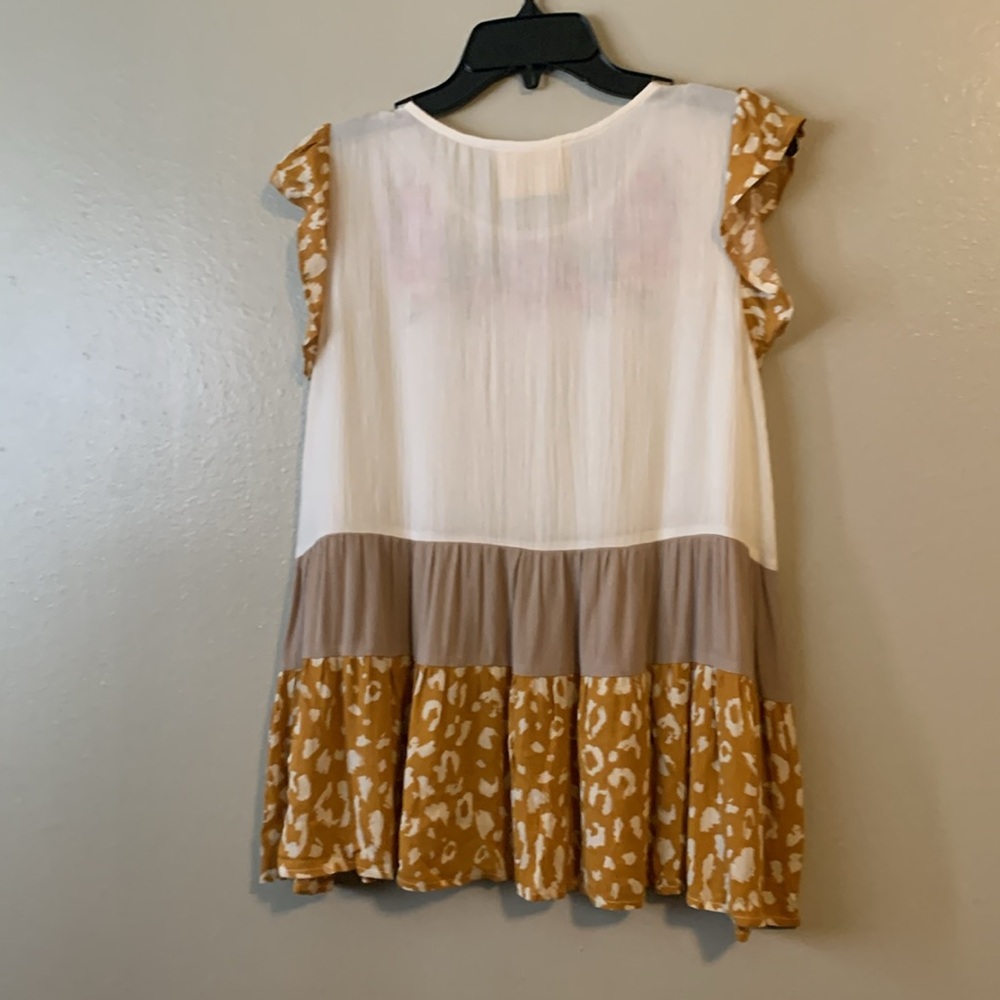 Savanna Jane Embroidered Cap Sleeve Blouse Size S NWT - Picture 7 of 9